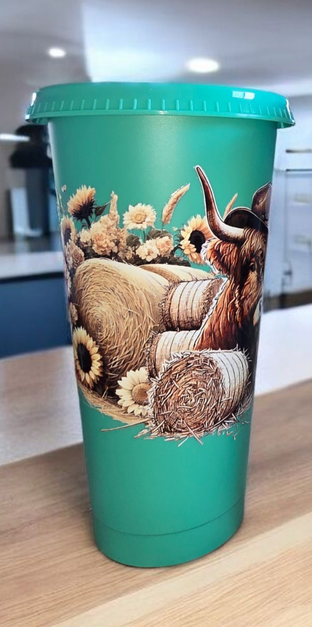 24oz acrylic cup - highland cow/green