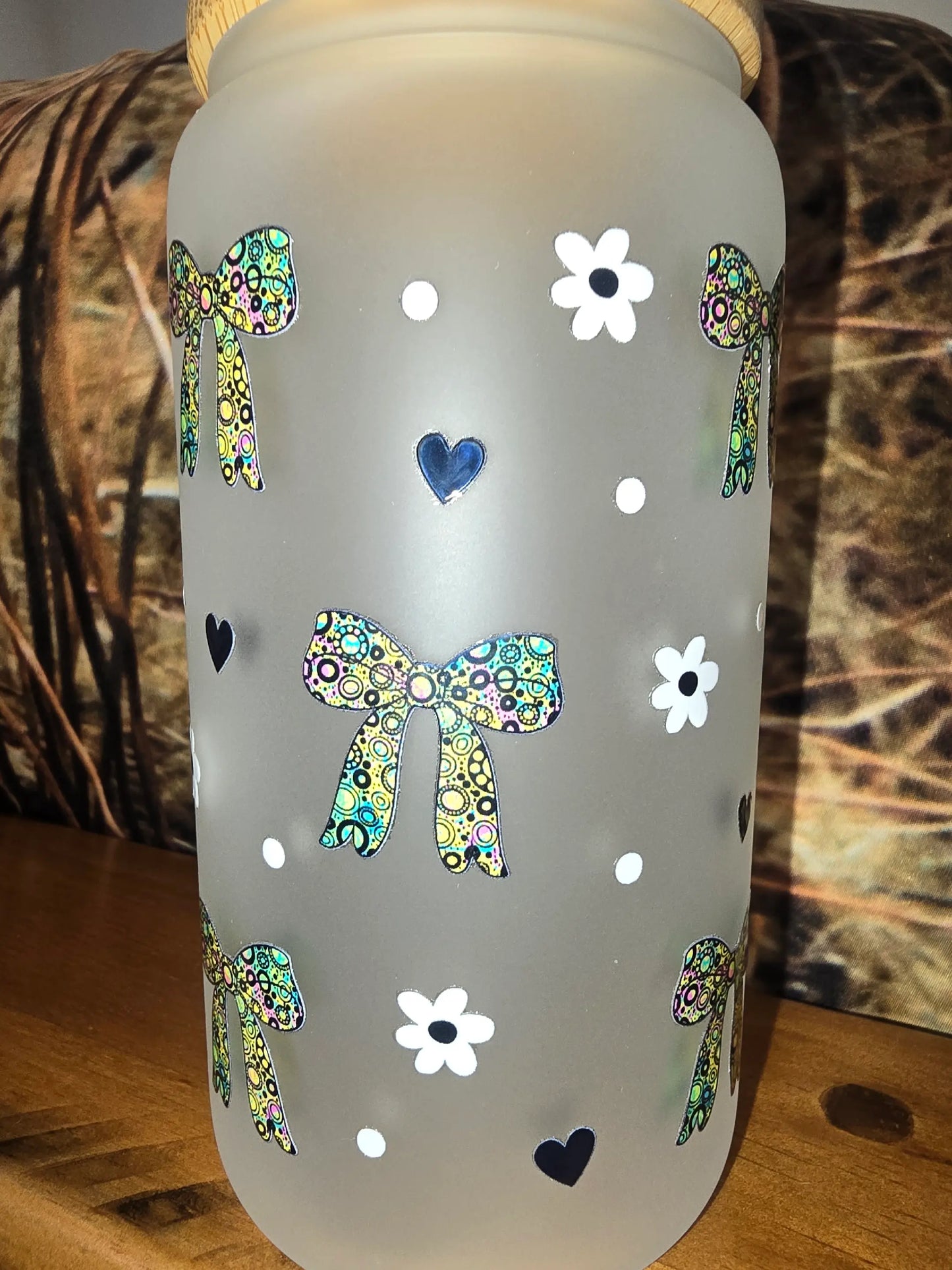 16oz frosted glass can - bows mob