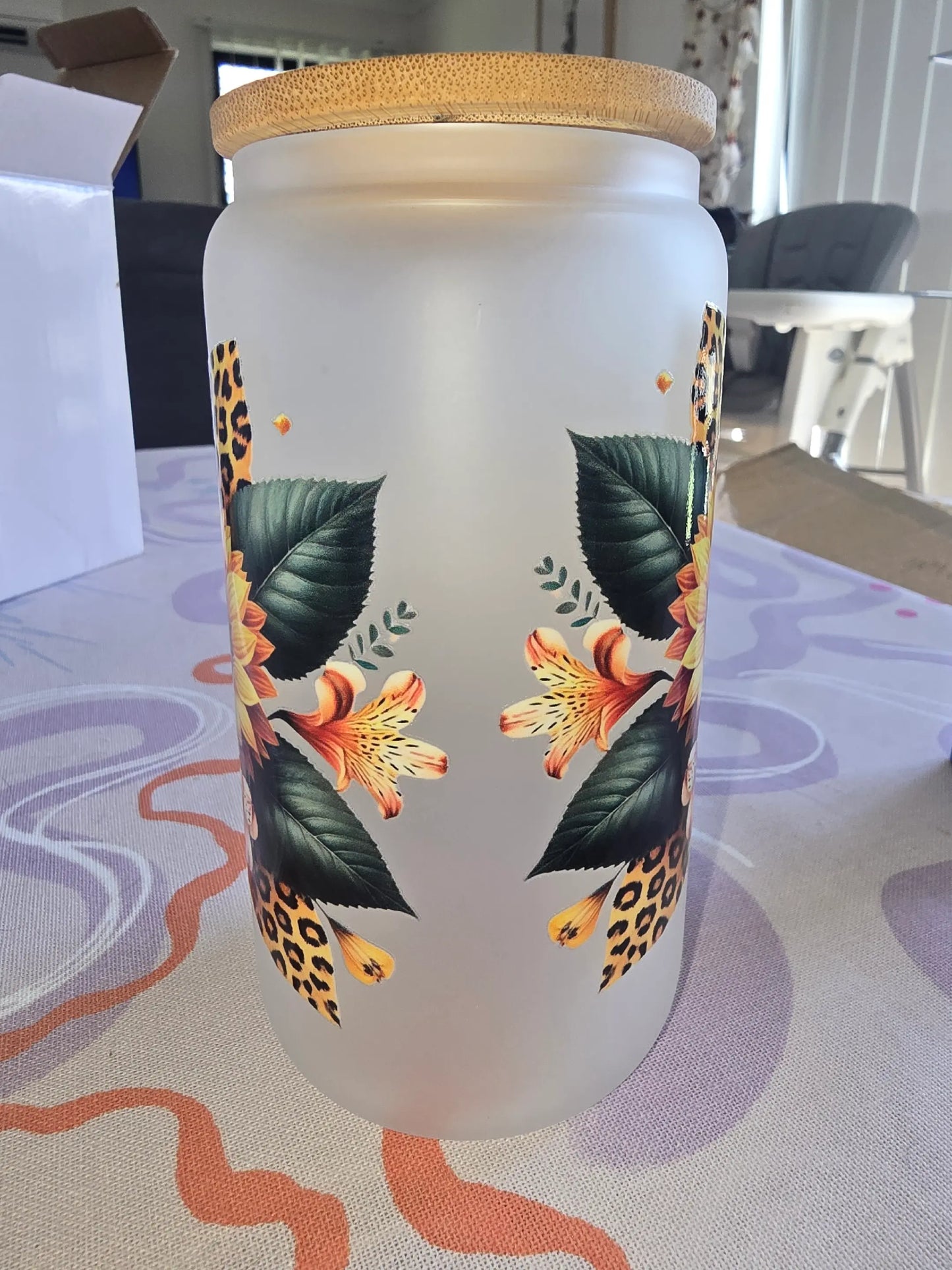 16oz frosted glass can - Sunflower and ladies